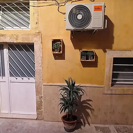 Ferienwohnung Il Ronco Di Archimede Syrakus Exterior foto
